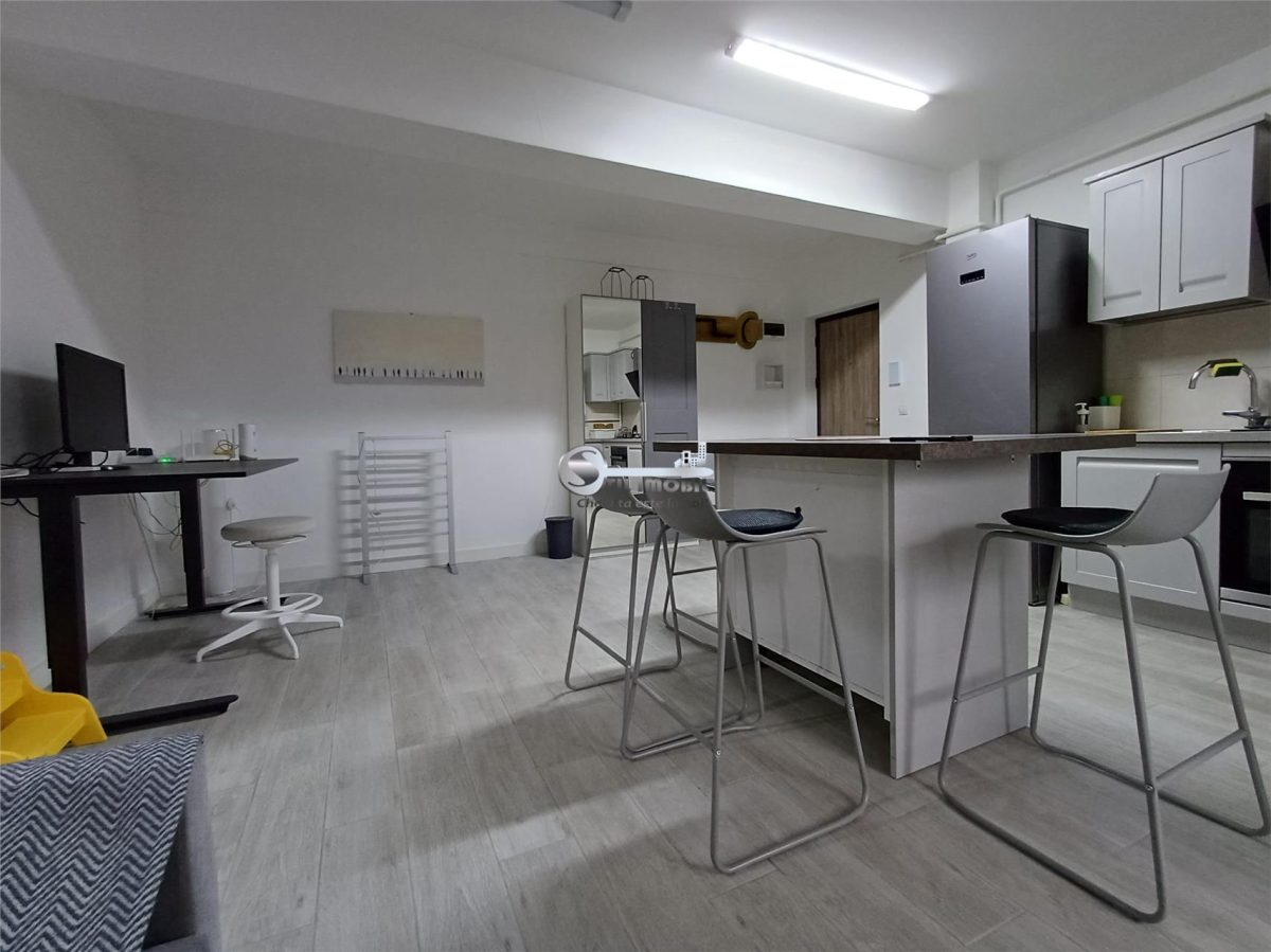 Ap 2 camere modern, prima chirie, parcare și 2 balcoane â€“ Tătărași - 