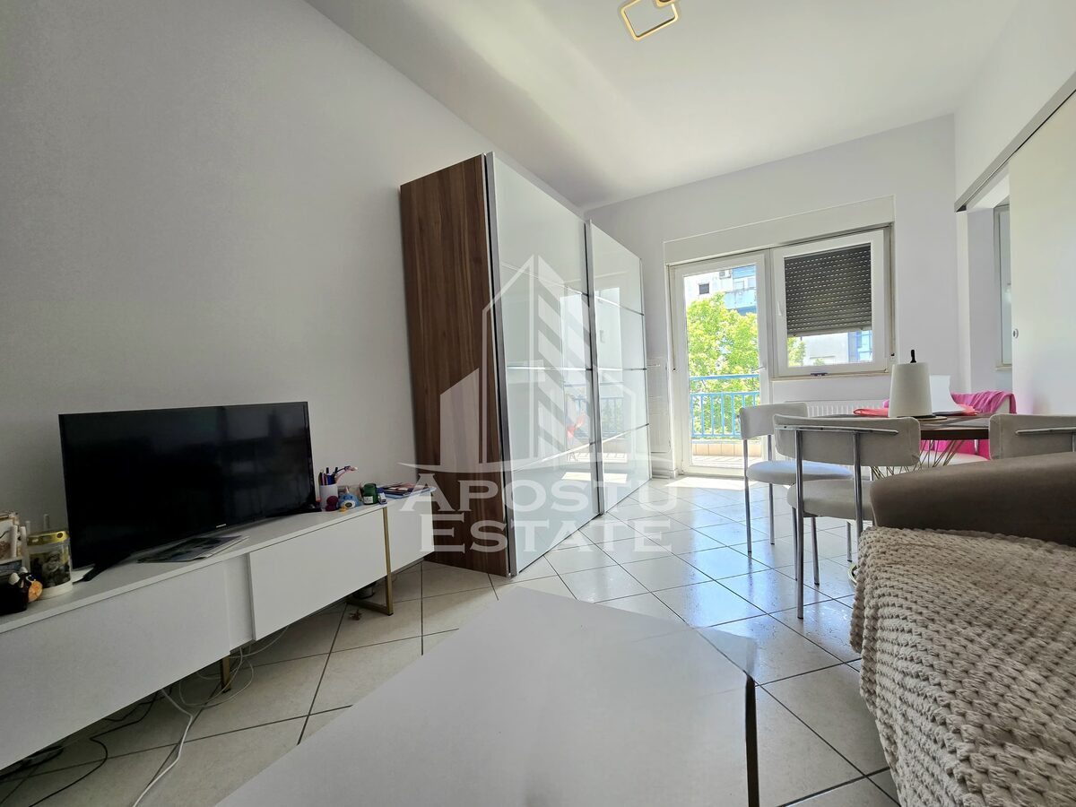 Apartament de vanzare,decomandat,2 camere + parcare, Aradului,Tmisoara - foto 6