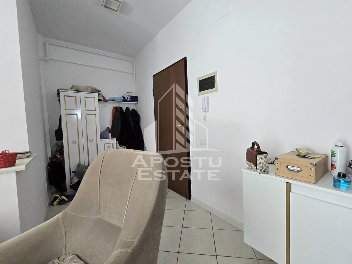 Apartament de vanzare,decomandat,2 camere + parcare, Aradului,Tmisoara - foto 8