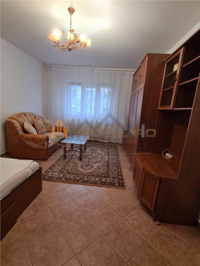 Inchiriere apartament 1 camera - Podu de Fier - foto 2