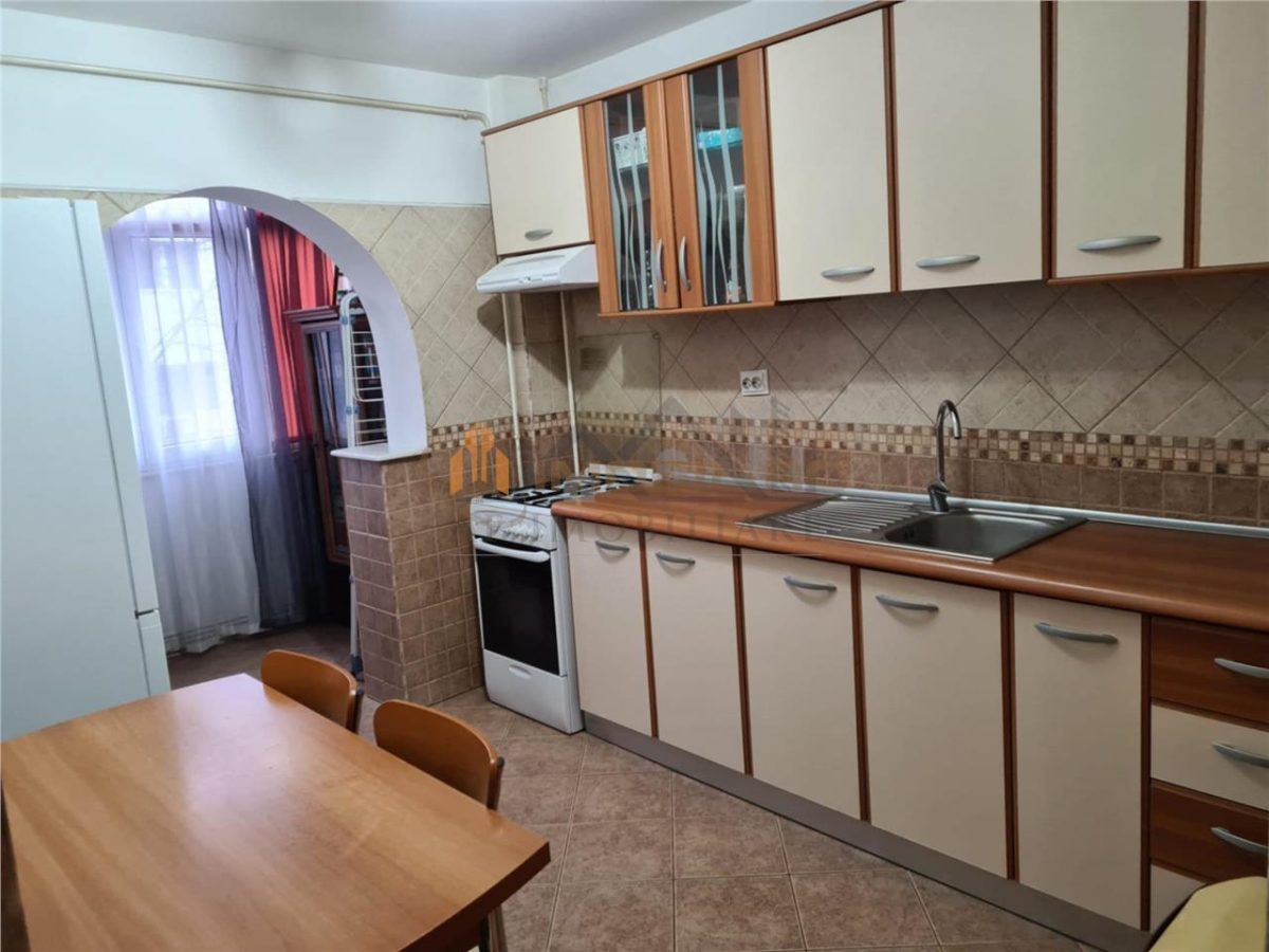 Inchiriere apartament 1 camera - Podu de Fier - foto 4