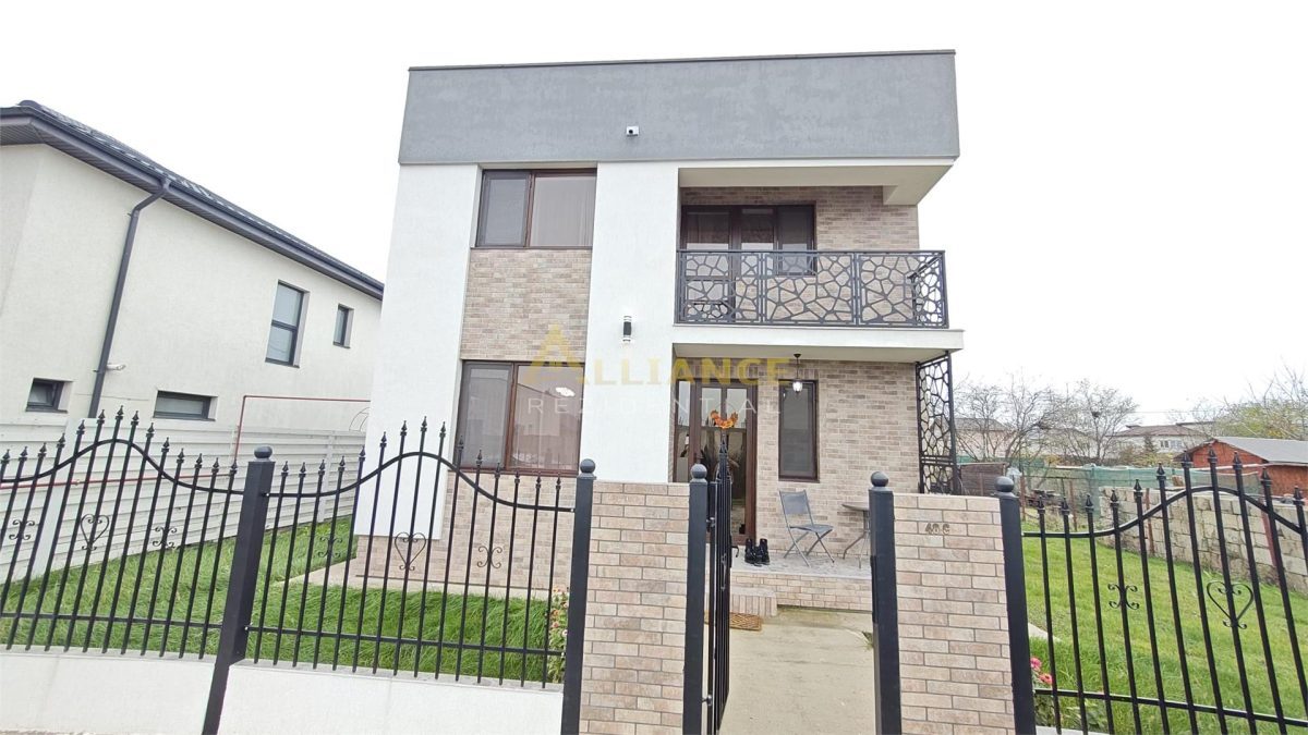 Casa cu etaj - Mobilata/utilata, gata de mutat - 