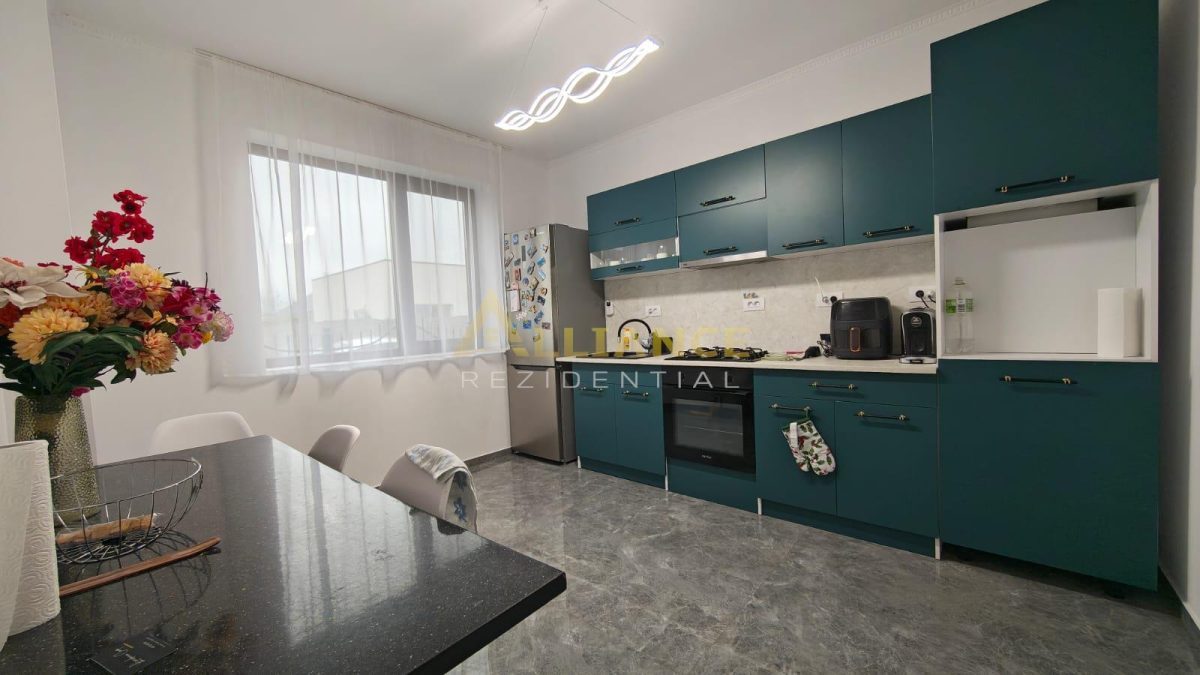 Casa cu etaj - Mobilata/utilata, gata de mutat - foto 14