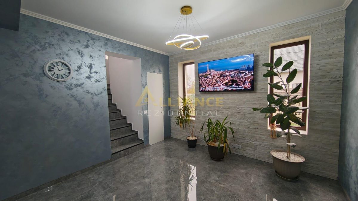 Casa cu etaj - Mobilata/utilata, gata de mutat - foto 15