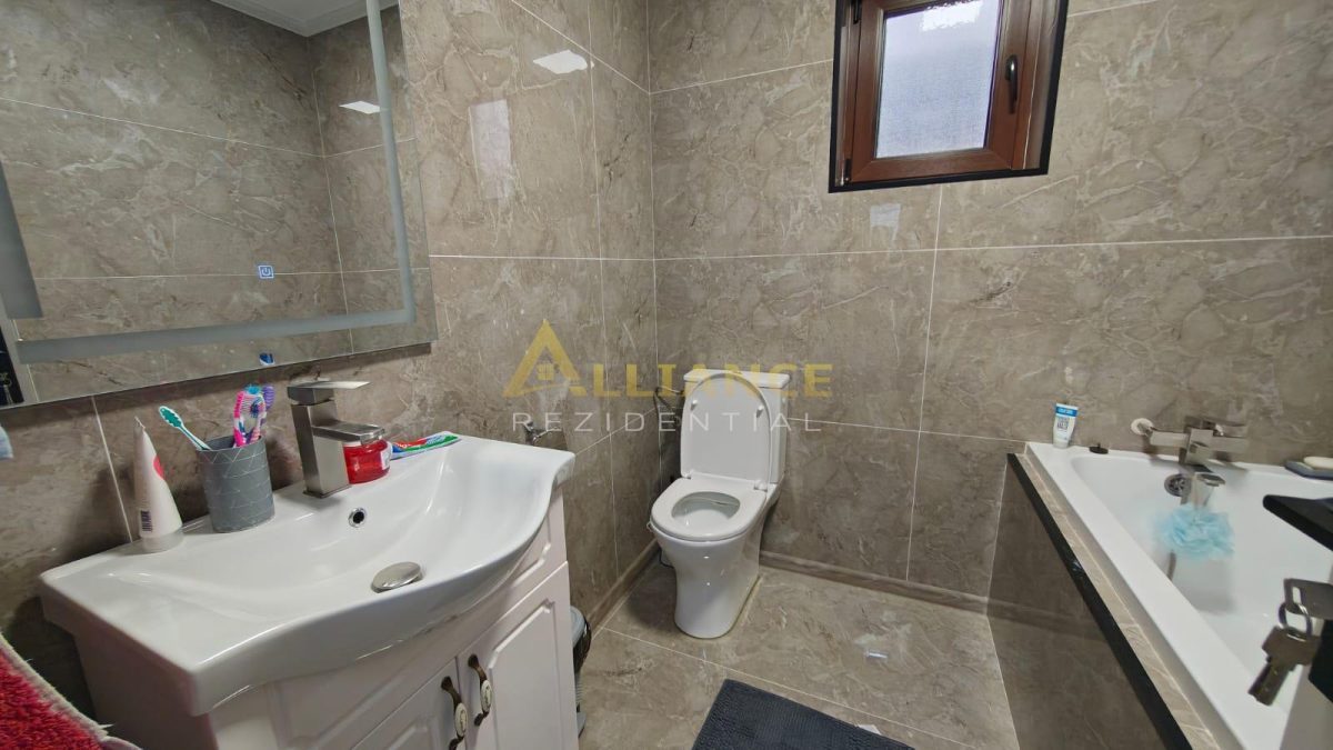 Casa cu etaj - Mobilata/utilata, gata de mutat - foto 7