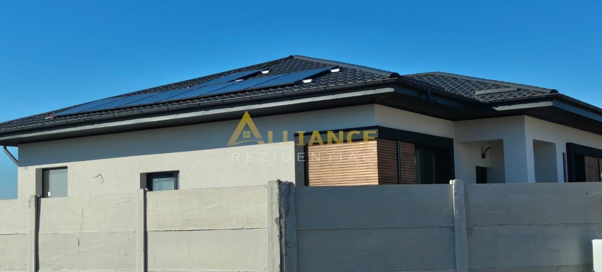 Casa individuala - 4 camere - 2 bai - in apropiere de STV - 