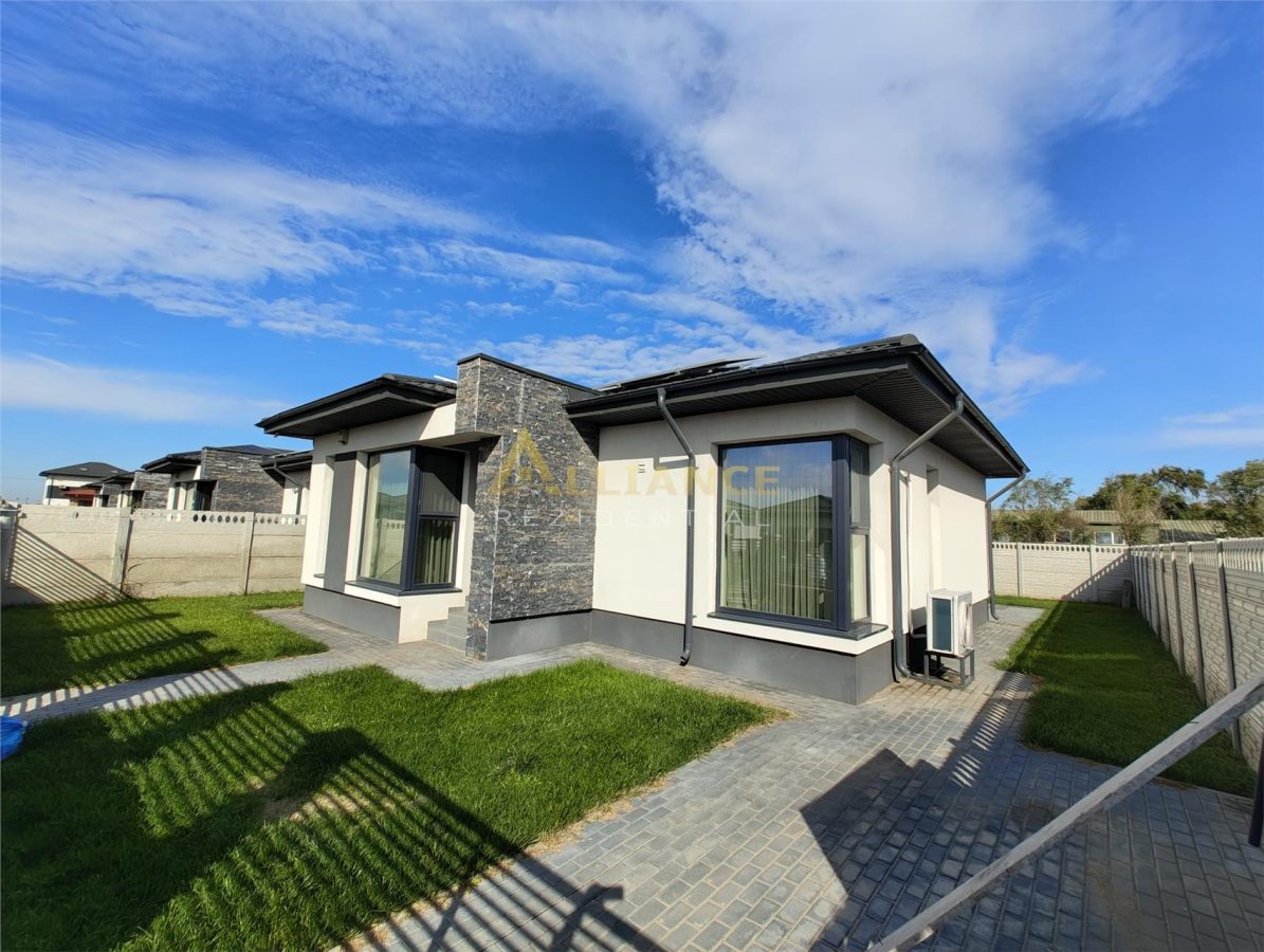 Casa moderna parter - 3 camere, 2 bai, pompa de caldura, panouri solare - foto 3