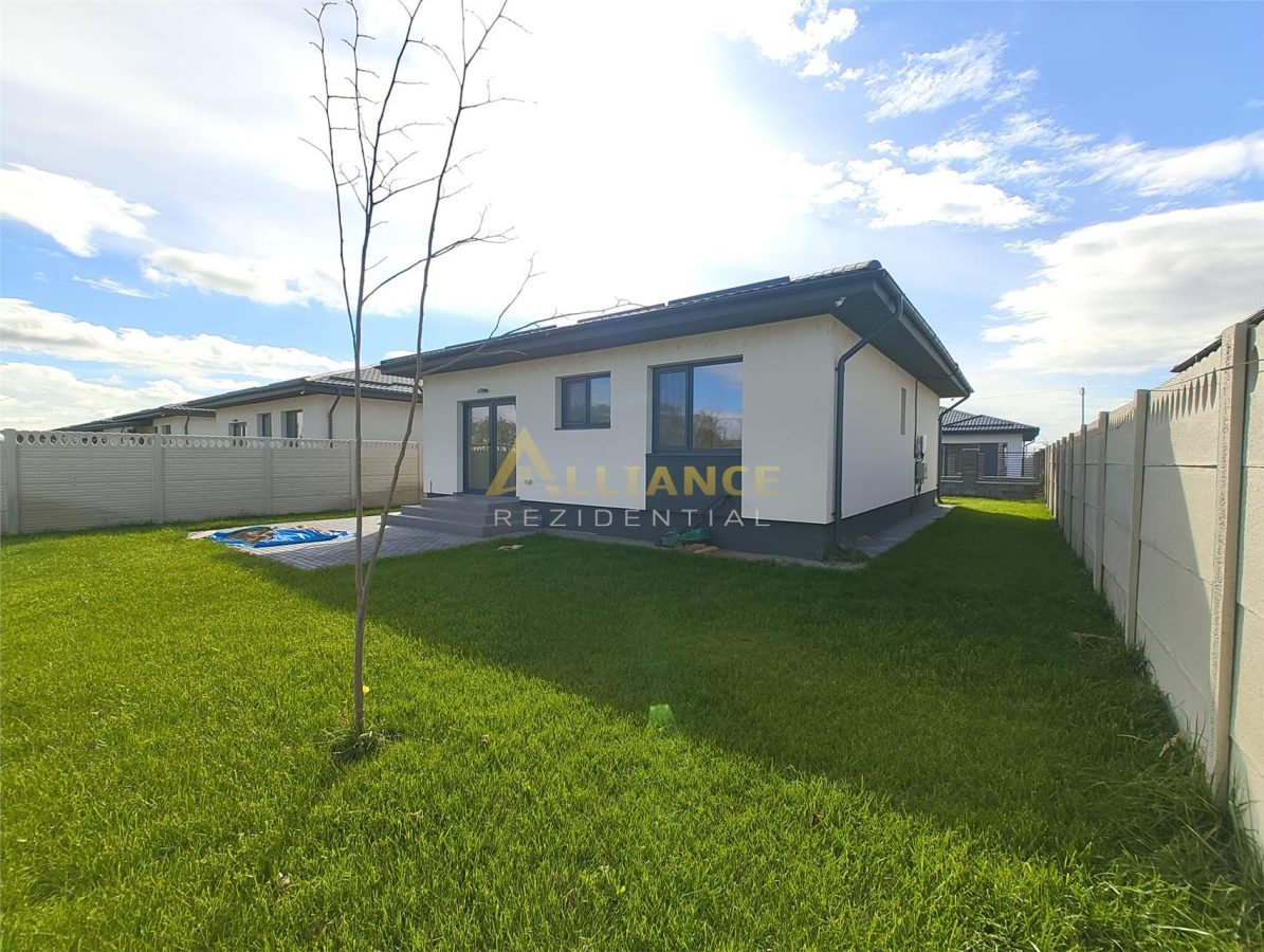 Casa moderna parter - 3 camere, 2 bai, pompa de caldura, panouri solare - foto 4