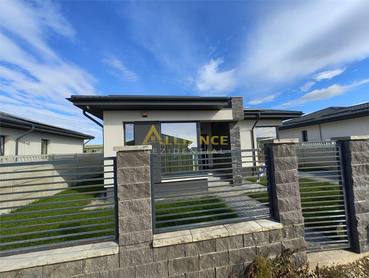 Casa moderna parter - 3 camere, 2 bai, pompa de caldura, panouri solare - foto 7