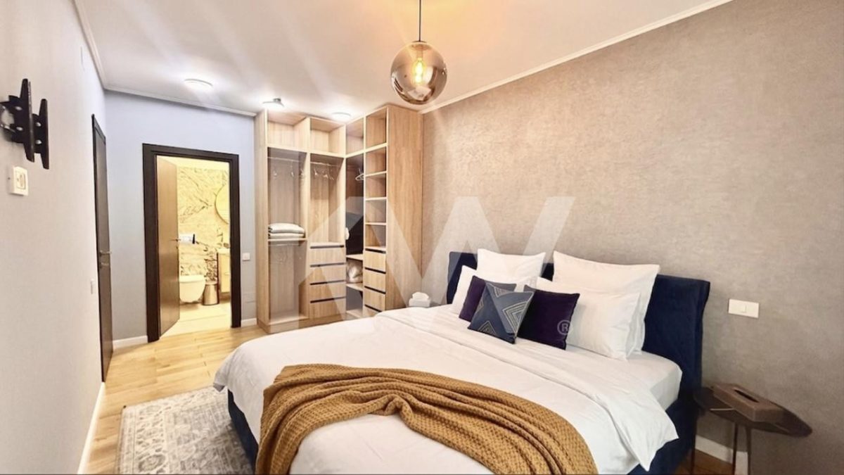 Apartament superb cu 4 camere deasupra orasului - foto 3