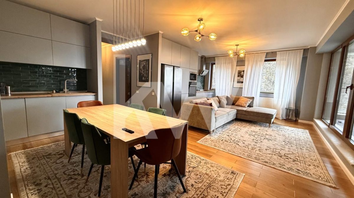 Apartament superb cu 4 camere deasupra orasului - foto 10