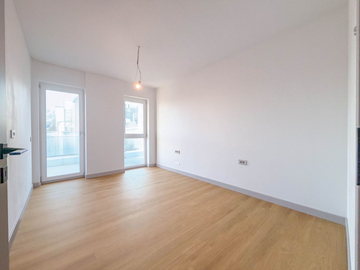 Apartament 3 camere | Finisat | Bloc Nou | Etaj Intermediar - foto 2