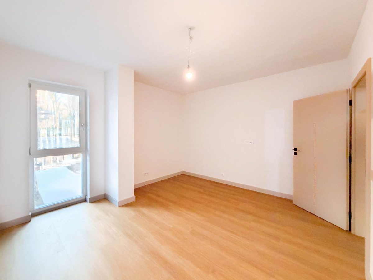 Apartament 3 camere | Finisat | Bloc Nou | Etaj Intermediar - foto 3