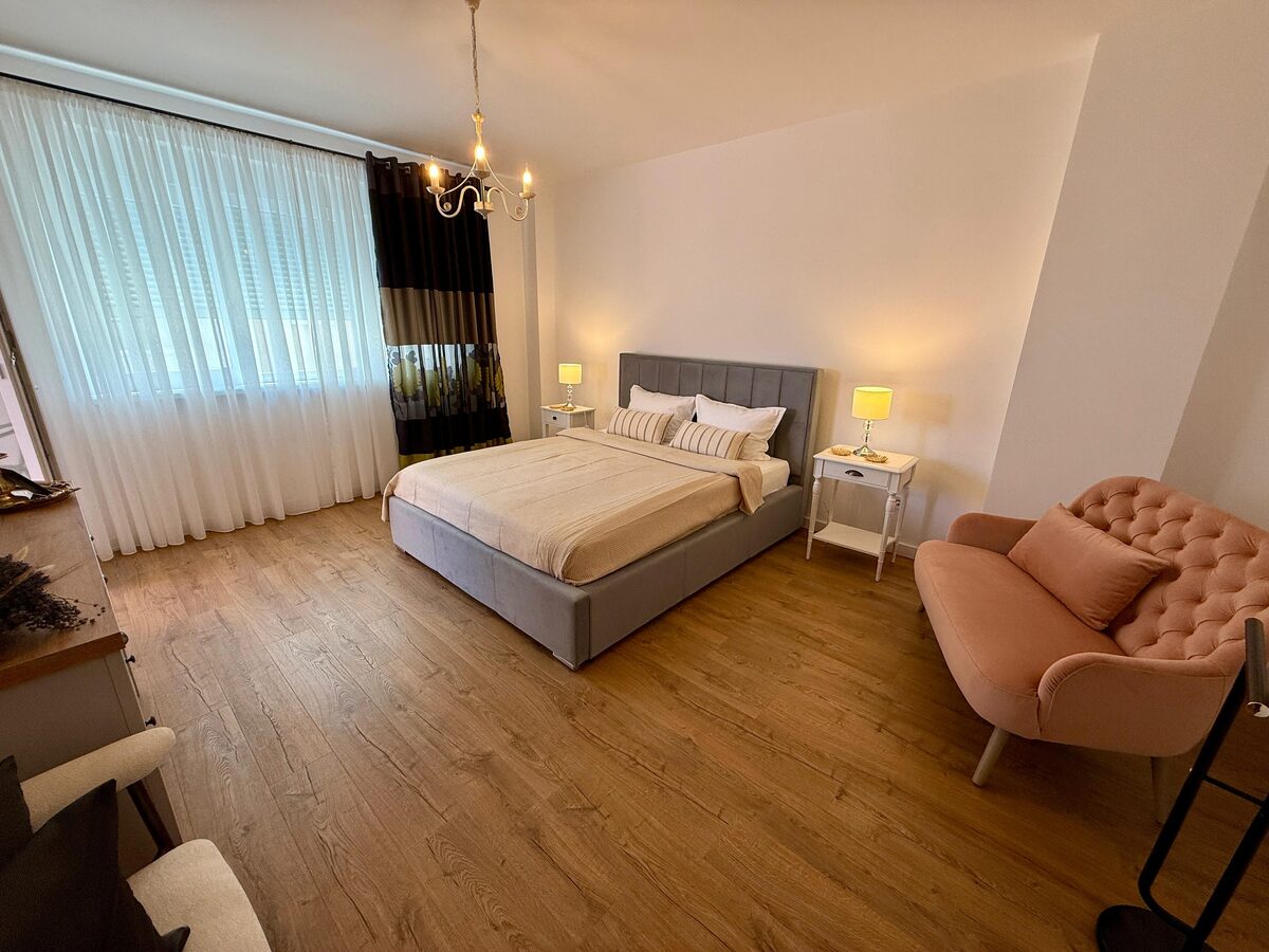 De inchiriat apartament cu 1 camera, zona Kaufland Cetate - Alba Iulia