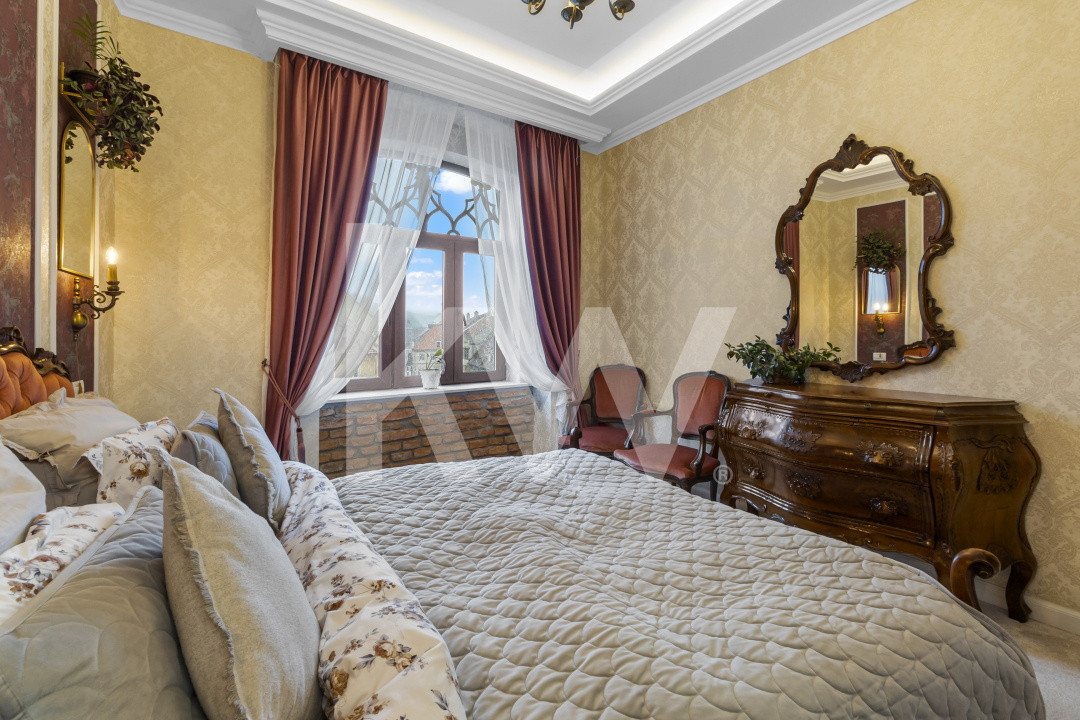 Apartament unic în Centrul Istoric | 142 mp | Terasă cu vedere spre Tâmpa | - foto 5