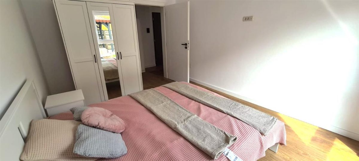 Apartament cu 2 Camere, cu terasa 70 mp, cu foisor si gratar - foto 5