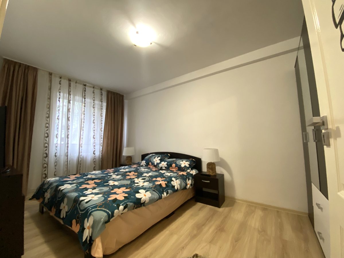 Apartament cu 2 Camere, Zona Cetate - foto 2