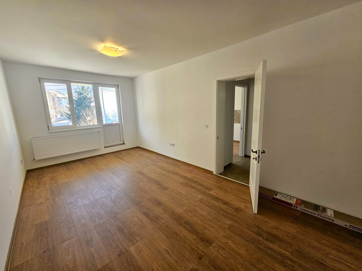 Apartament cu o camera, 40 mp utili + balcon 10 mp, etaj 1, Cetate - Alba Iulia