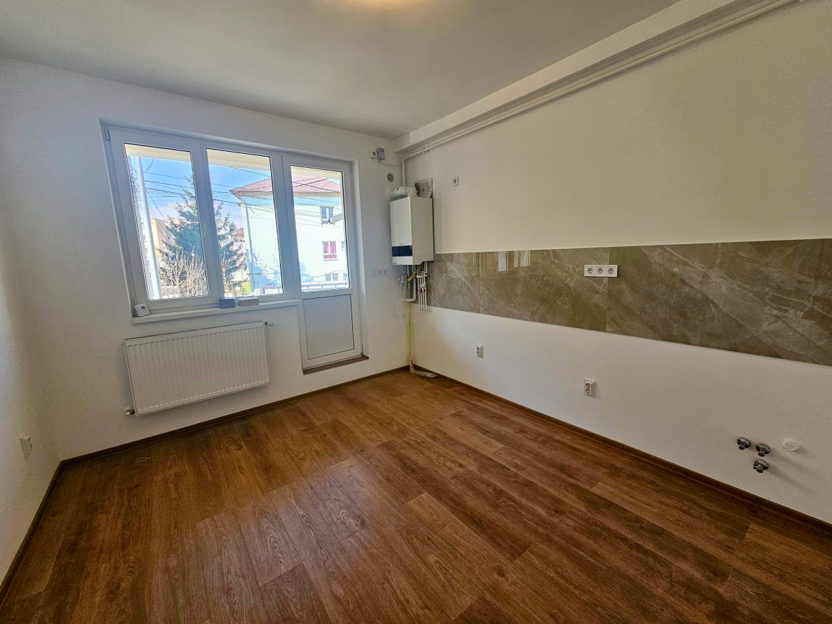 Apartament cu o camera, 40 mp utili + balcon 10 mp, etaj 1, Cetate - foto 3