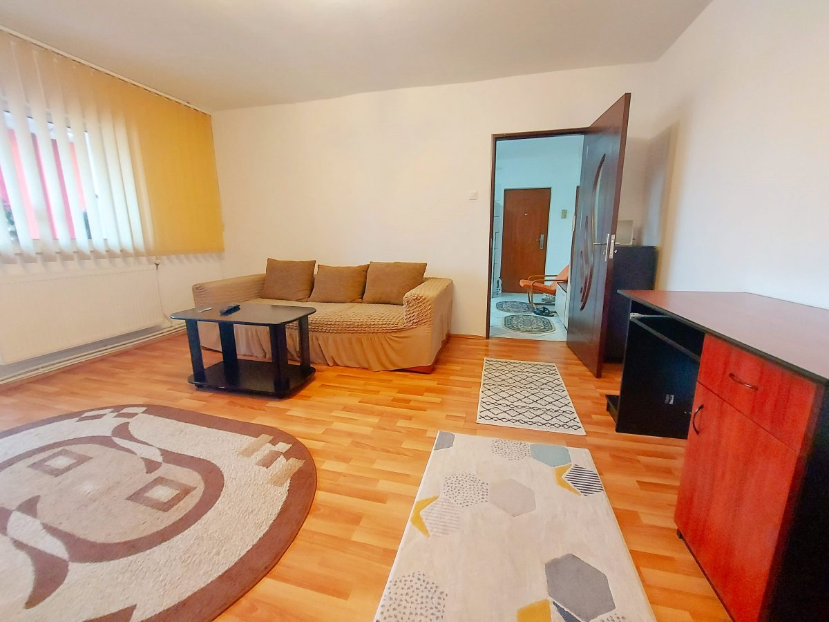 Apartament 2 camere, mobilat, utilat, Cetate - foto 4