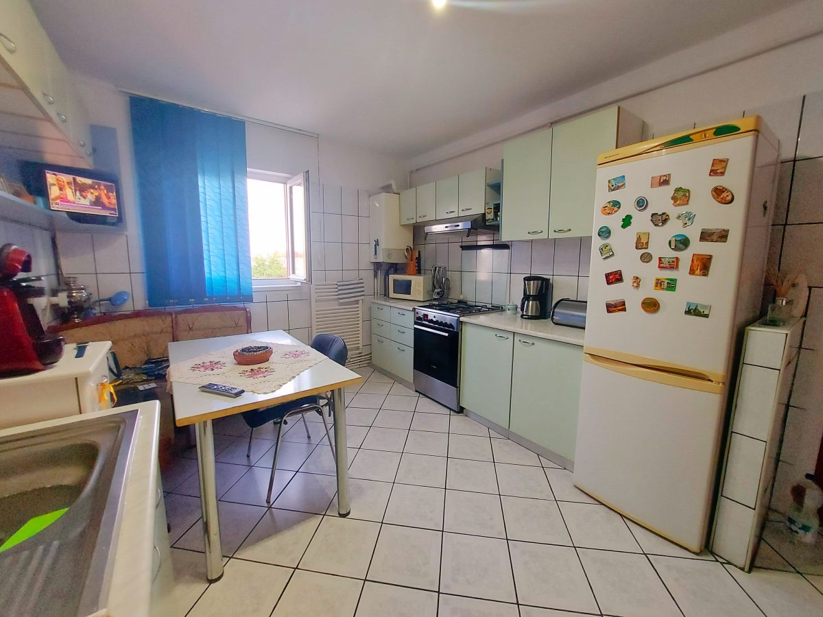 Apartament 2 camere, mobilat, utilat, Cetate - foto 5