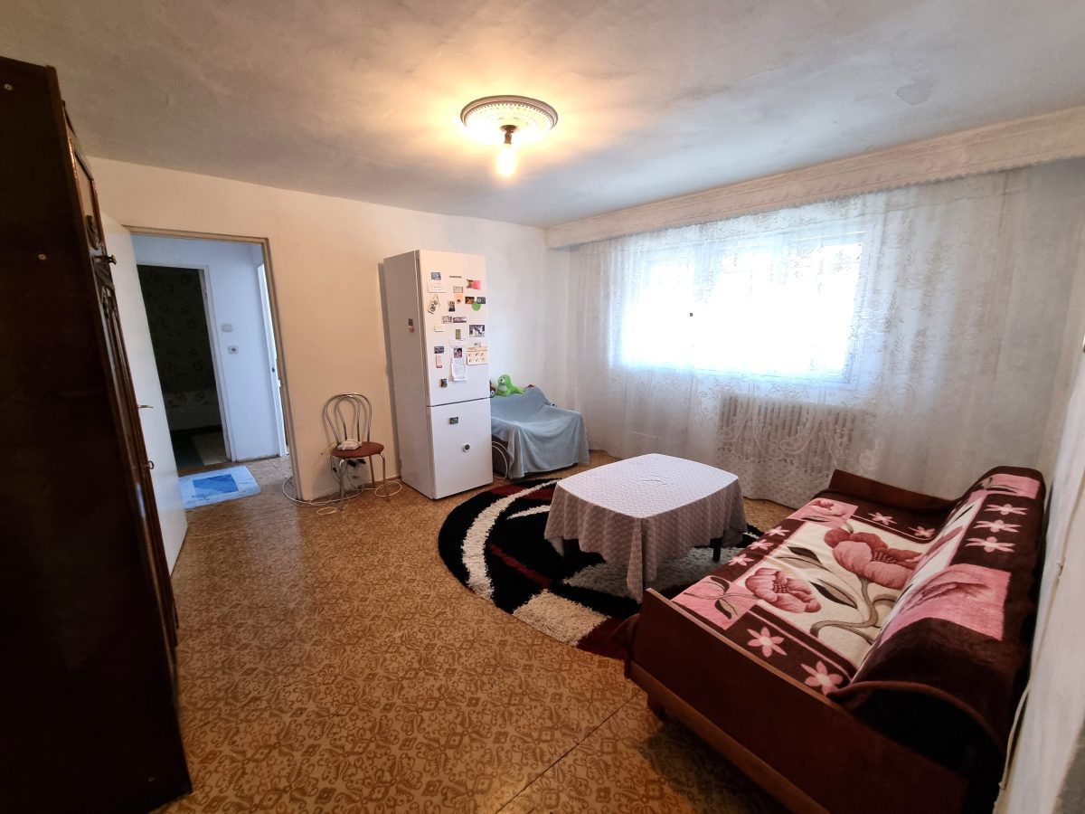 De vanzare apartament 2 camere, Cetate - foto 2