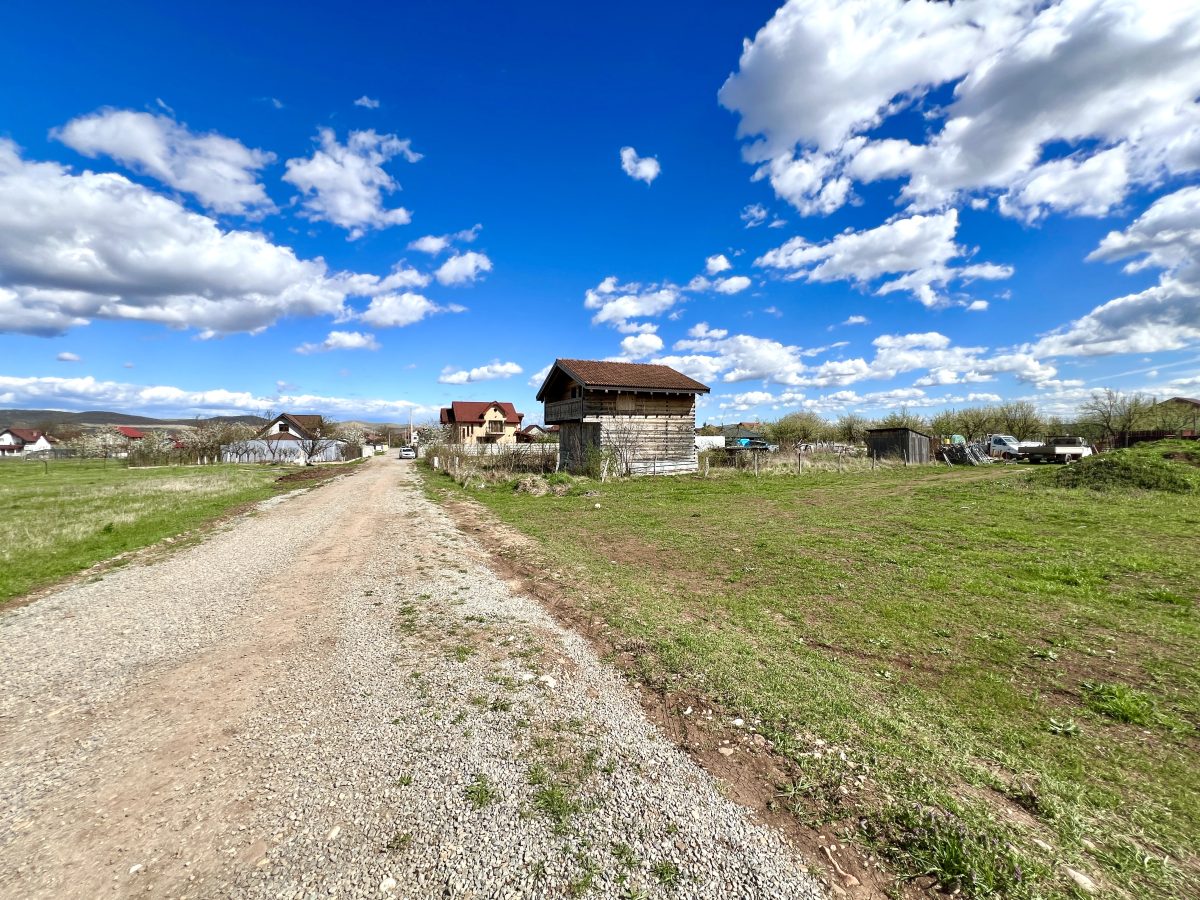 Teren de vanzare, 34ml deschidere, 1100mp teren, zona Micesti - foto 2