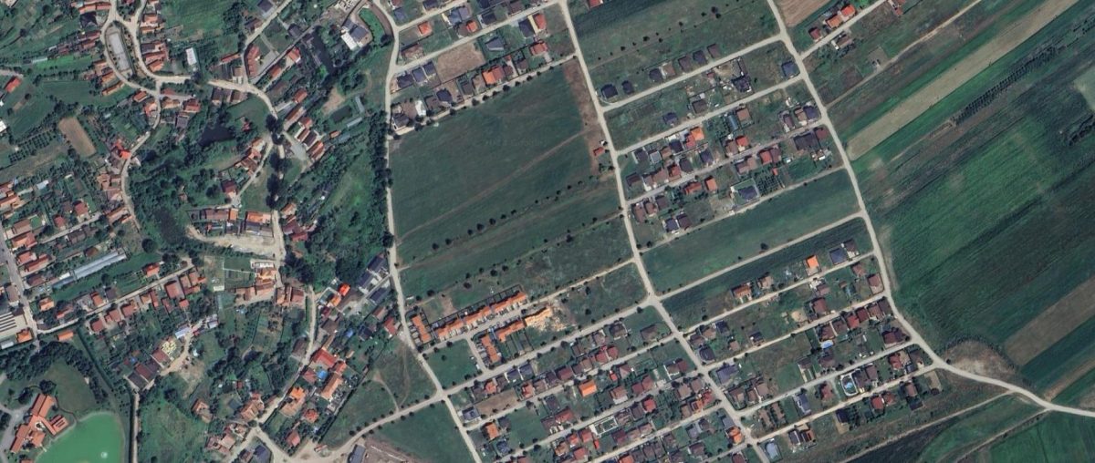 Teren parcelabil de vanzare, toate utilitatile, deschidere la 2 strazi - Alba Iulia