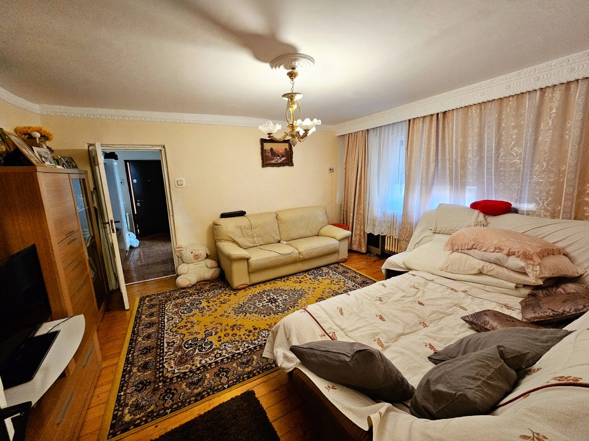 Apartament 2 camere, mobilat, utilat, zona Scolii Mihai Eminescu - Alba Iulia
