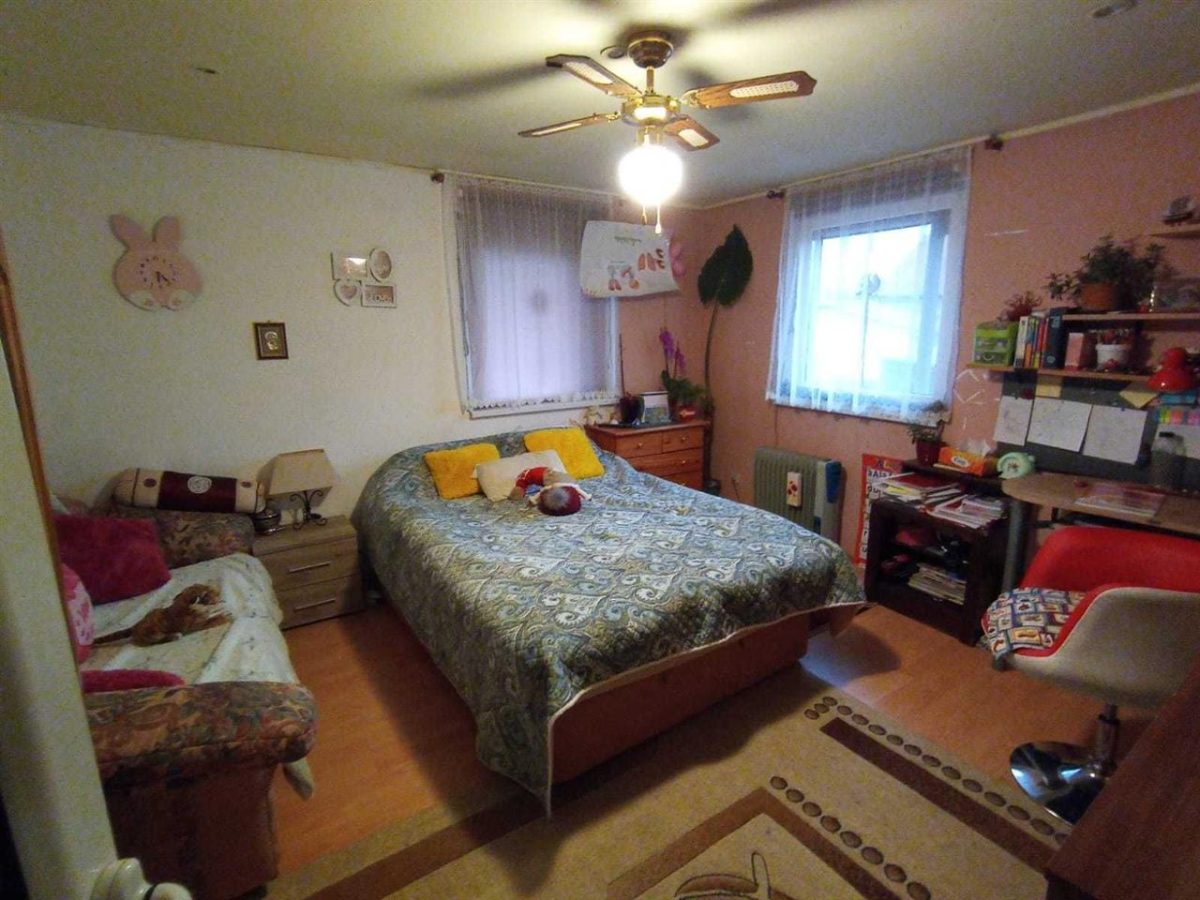 1/2 Duplex, 4 camere, 720 mp teren, zona Cetatea Alba-Carolina - foto 5