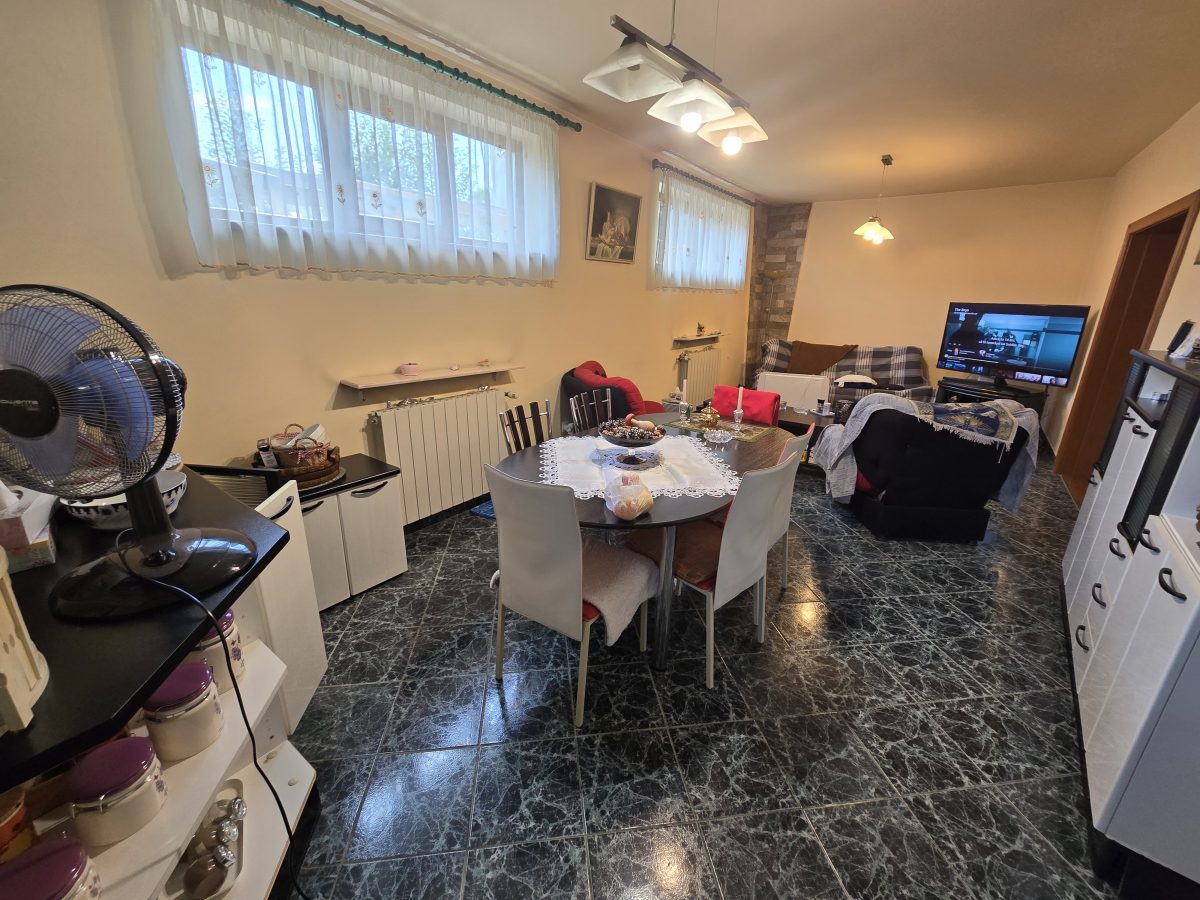 Vila cu 6 Camere,  Zona Centrala - foto 5