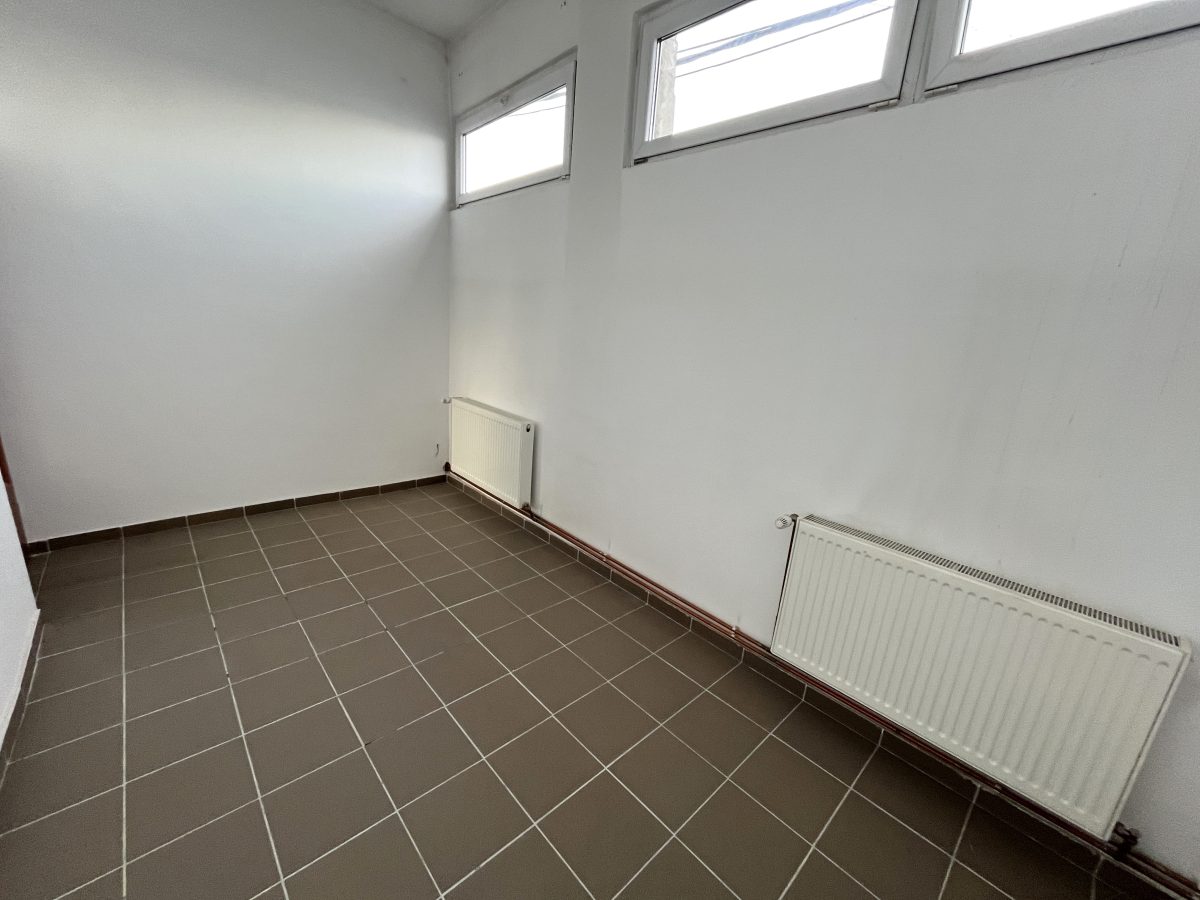 Spatii birouri, 3 Camere, Zona Dedeman - foto 4