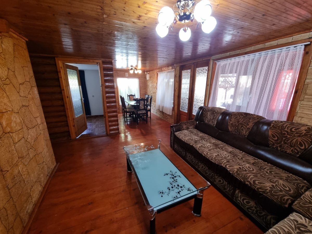 De vanzare casa P+M in stil rustic, 312 mp teren, Barabant - foto 4