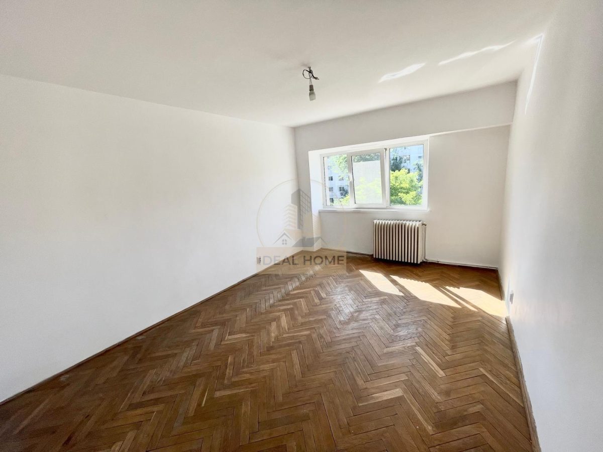 4 camere - etajul 2 - 86mp -izolat - bloc din 1980 - 