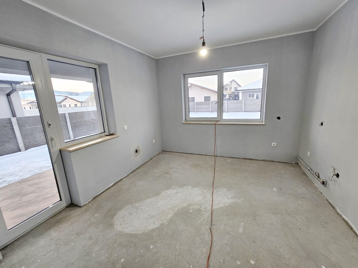 Casă 4 Camere, semifinisata, 116 mp utili, Teren 581 mp,  Micesti - foto 5