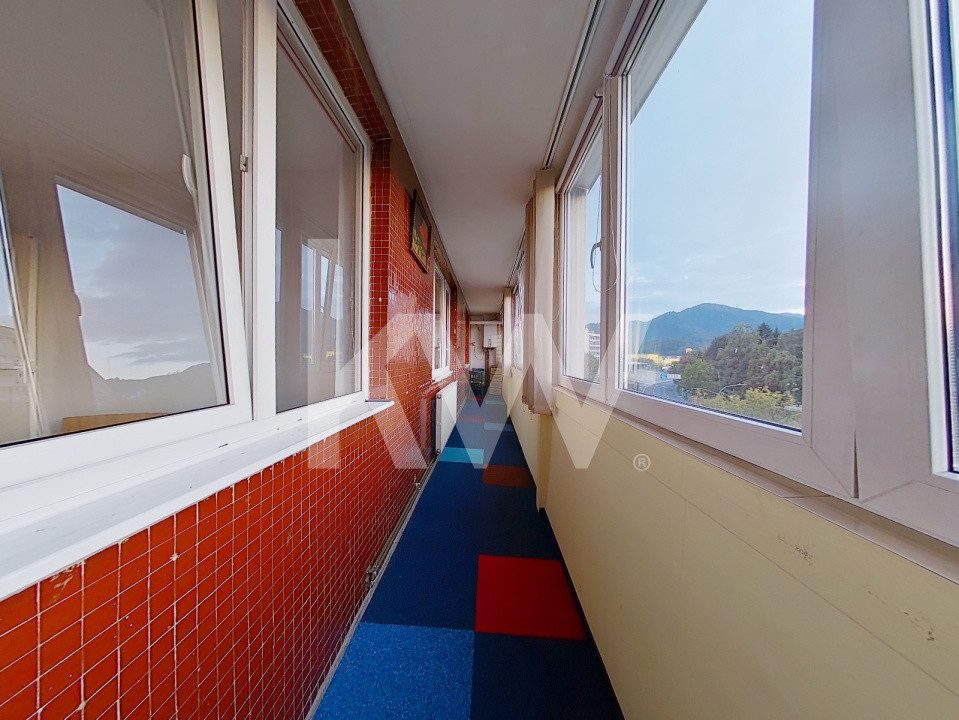 Inchiriere apartament 2 camere, mobilat si utilat + balcon de 11mp - zona Astra - foto 10