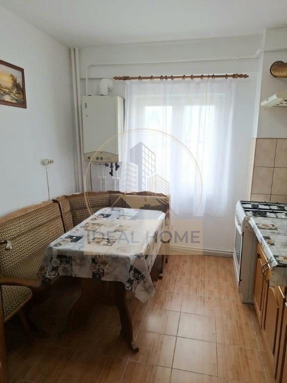 Apartament cu 3 camere decomandat - 71mp - etaj intermediar - Mircea cel Batran - foto 4
