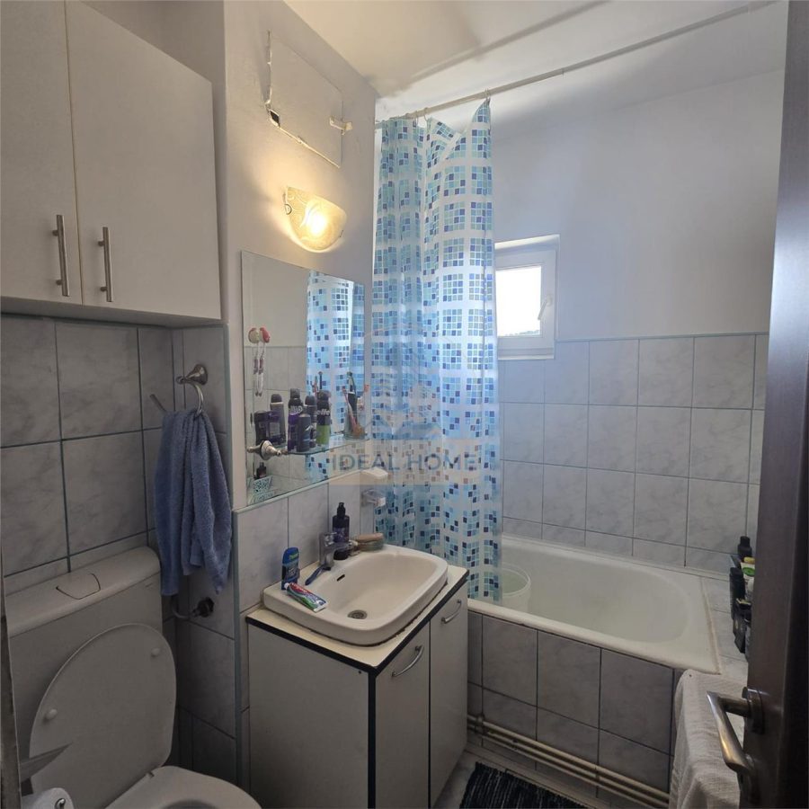 Apartament 3 camere decomandat - mobilat si utilat complet - Mircea cel Batran - foto 9