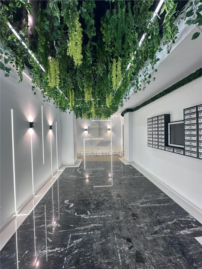 Cug - Selgros - 2 Camere - Etaj Intermediar - Bloc Nou 2025 - 