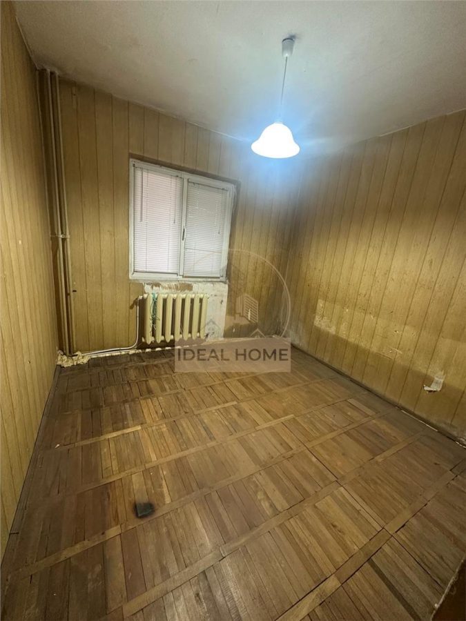 Nicolina - 4 Camere Decomandat - 2 Bai - Bloc 1986 - foto 7