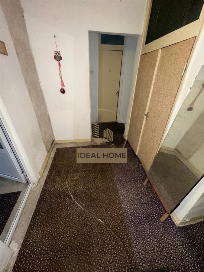 Nicolina - 4 Camere Decomandat - 2 Bai - Bloc 1986 - foto 9