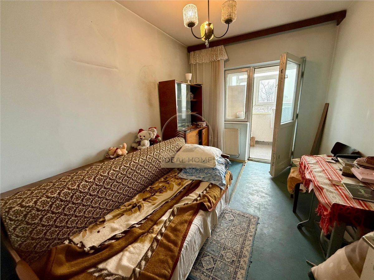 Gara - Etaj 1 - Apartament cu 4 camere - foto 4