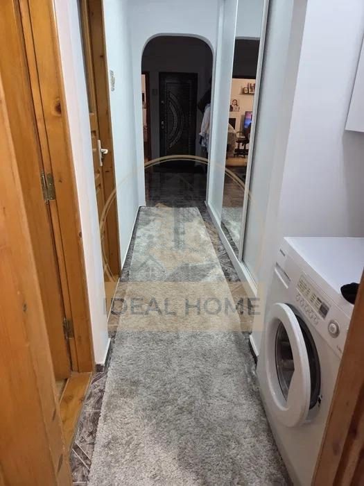 Nicolina - 3 Camere Decomandat - Etaj 2 -70 Mp - Bloc 1982 - foto 5