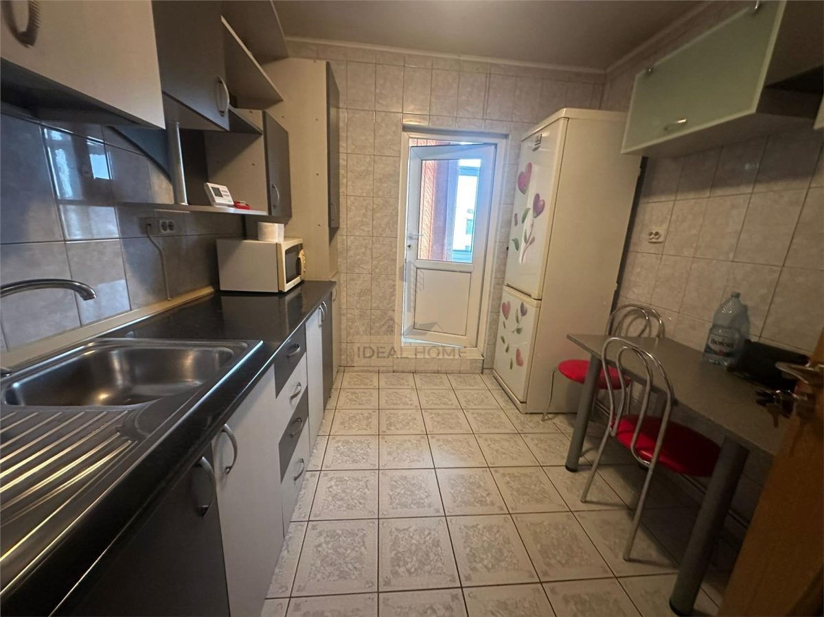 Nicolina - 2 Camere Decomandat - 56 Mp - Bloc 1984 - foto 7