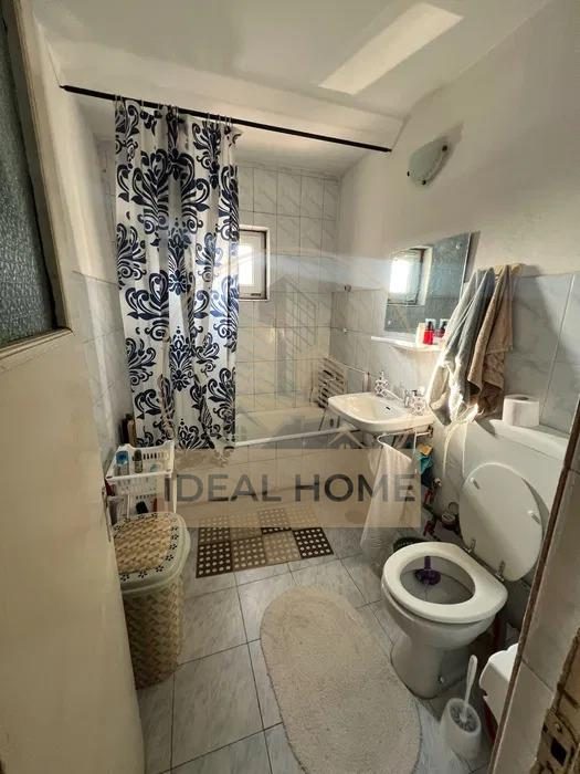 Nicolina - 3 Camere Decomandat - Etaj 3 - 75 Mp - Bloc 1986 - foto 2