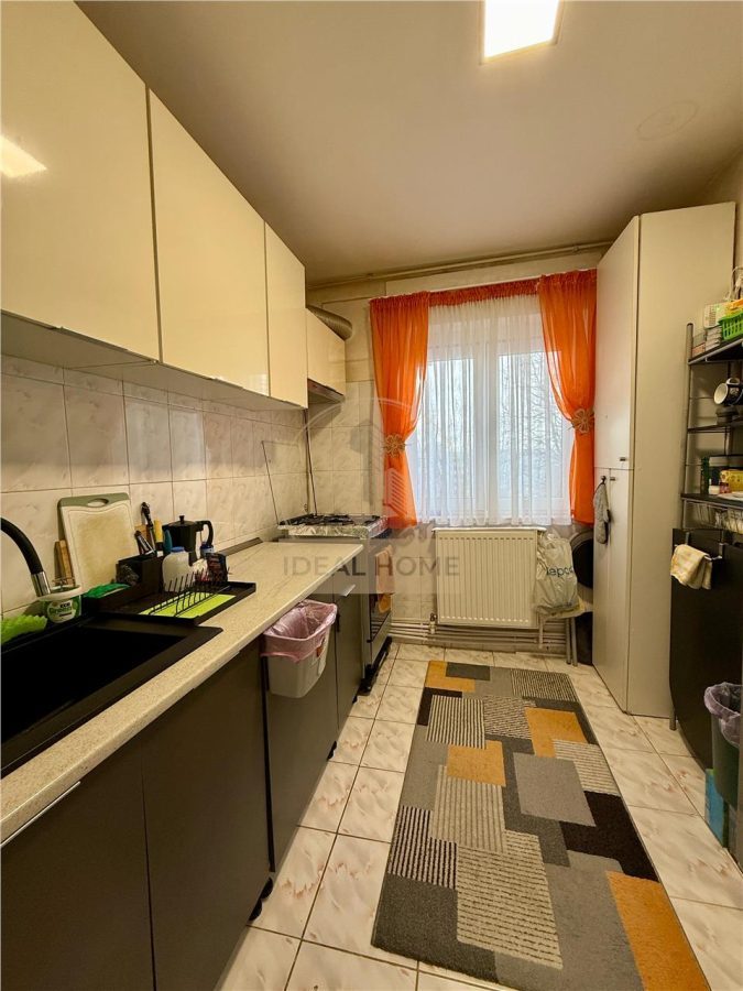 Podu Ros - Bloc Fara Risc - 3 Camere - Mobilat/Utilat - foto 5