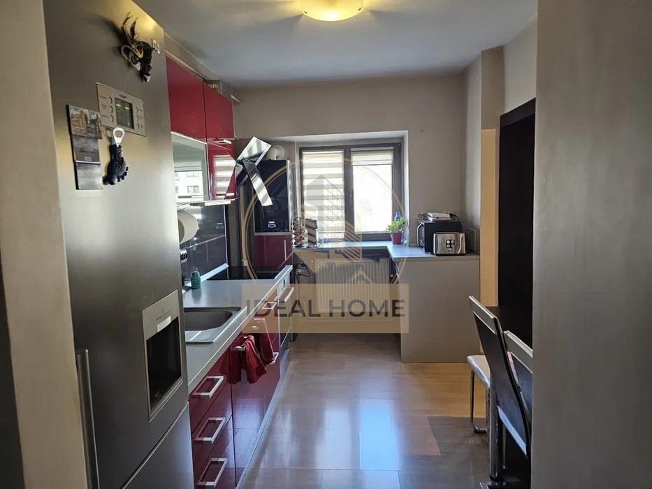 Pacurari - 4 camere decomandat - etaj intermediar - foto 3