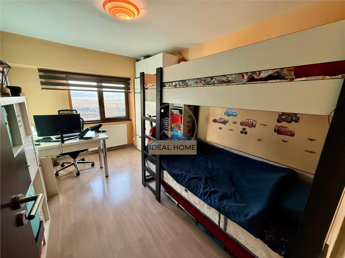 Pacurari - 4 camere decomandat - etaj intermediar - foto 5