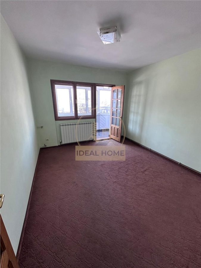 Apartament 3 camere etaj 1 rond Podu Ros - foto 2