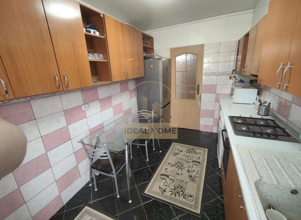 Apartament cu 3 camere decomandat - 2 bai - etajul 2 - 1986 - foto 5